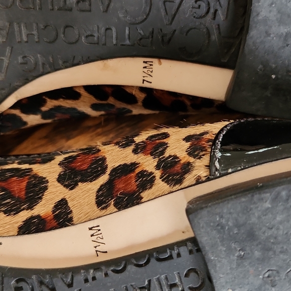 Shoes - Picture 4 of 6